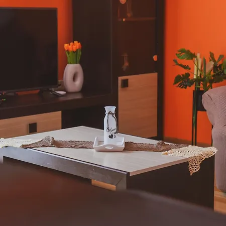 Apartment Lora *